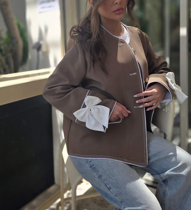 کت دخترانهLola,چهارفصل